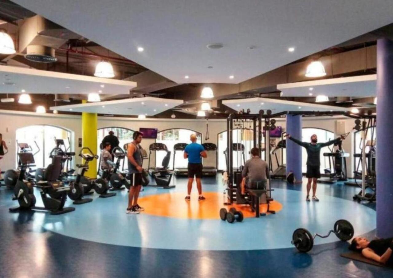Moonlight Hostel Jbr - 2Min Walk To Jbr Beach - Gym - 2Min Metro Station - Poll Dubai Exteriör bild