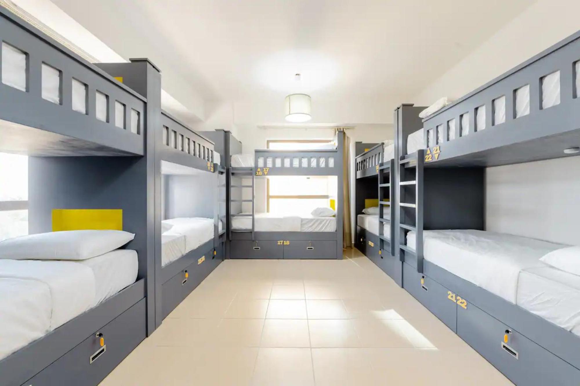 Moonlight Hostel Jbr - 2Min Walk To Jbr Beach - Gym - 2Min Metro Station - Poll Dubai Exteriör bild